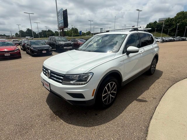 2020 Volkswagen Tiguan 2.0T SE's photo