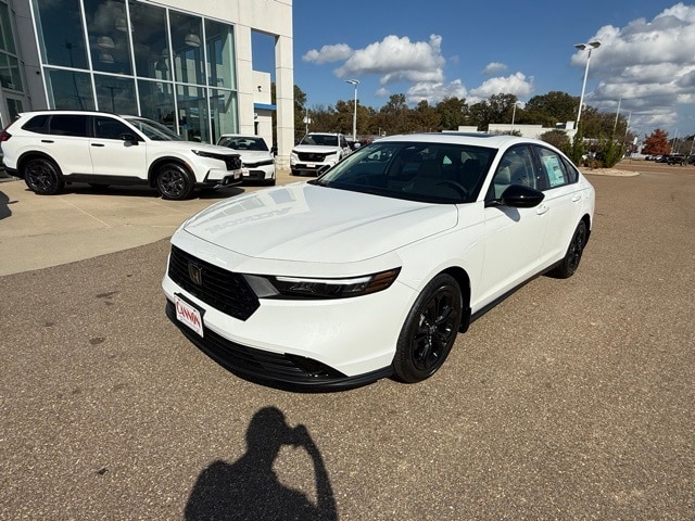 2025 Honda Accord SE's photo