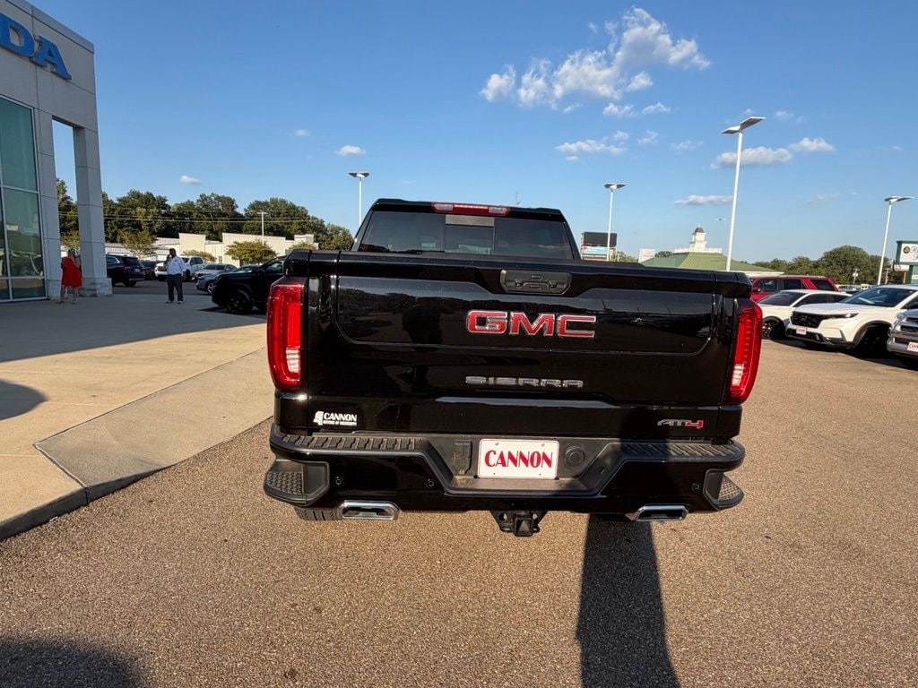 Used 2025 GMC Sierra 1500 AT4 Truck