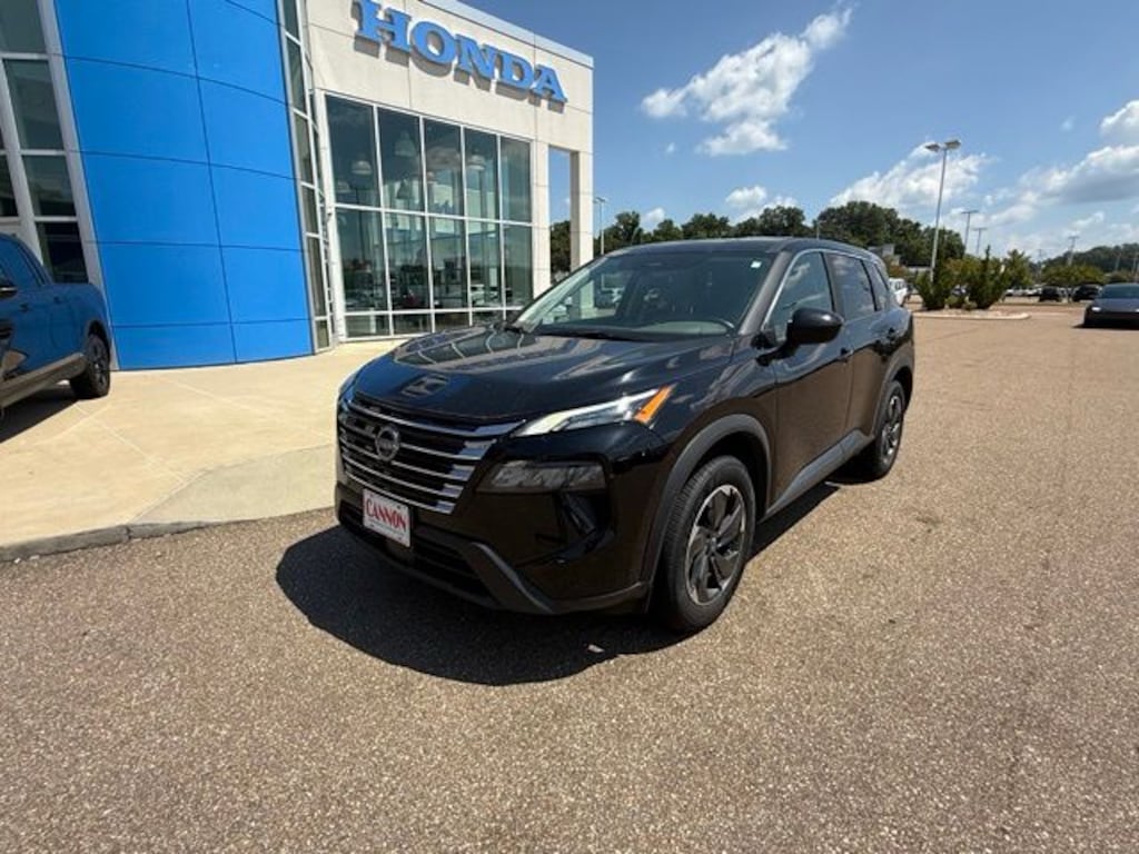 Used 2025 Nissan Rogue SV SUV