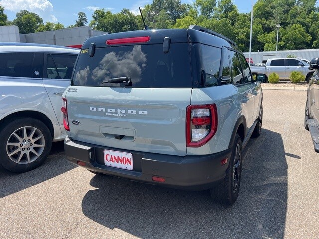 2024 Ford Bronco Sport Outer Banks photo 2
