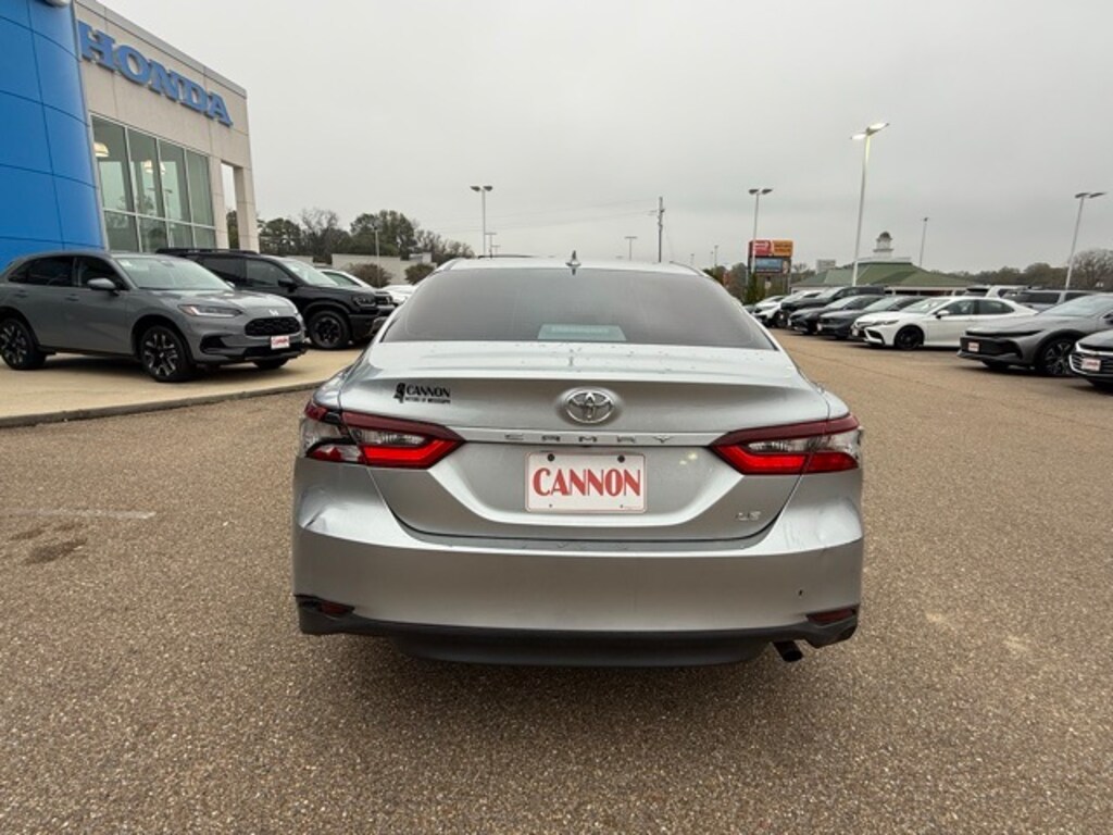 Used 2022 Toyota Camry LE Sedan