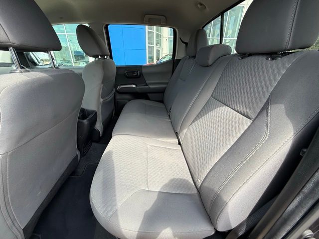 2023 Toyota Tacoma SR5 - Photo 31