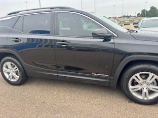 2023 GMC Terrain SLE - Photo 8