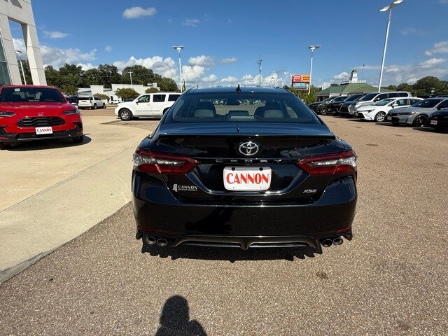 2023 Toyota Camry XSE photo 4
