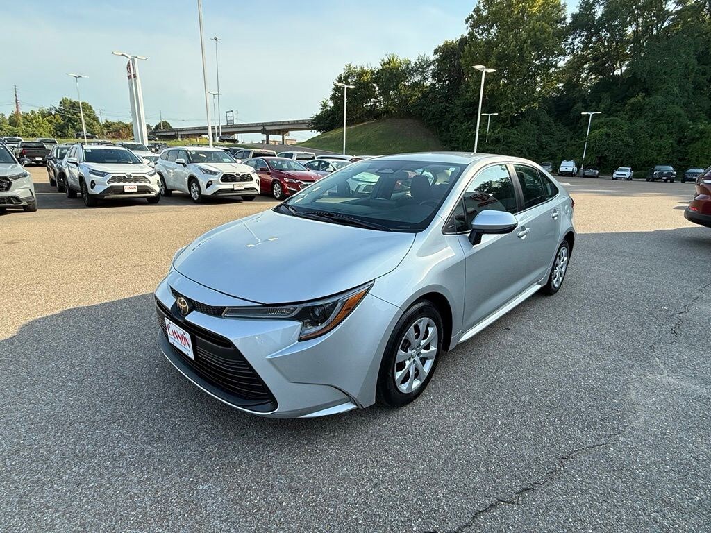 Used 2024 Toyota Corolla LE Sedan