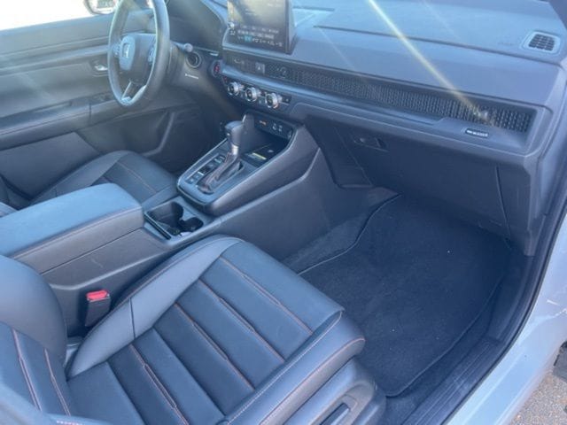 2025 Honda CR-V Sport-L - Photo 16