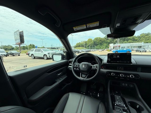 2025 Honda Pilot TrailSport - Photo 37