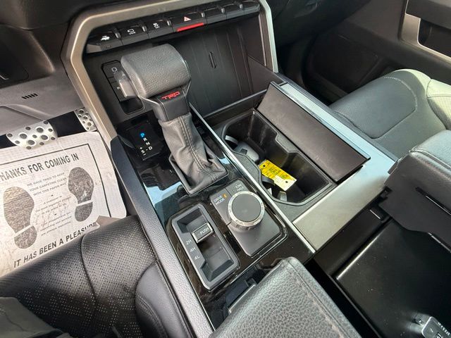 2024 Toyota Sequoia SR5 - Photo 21