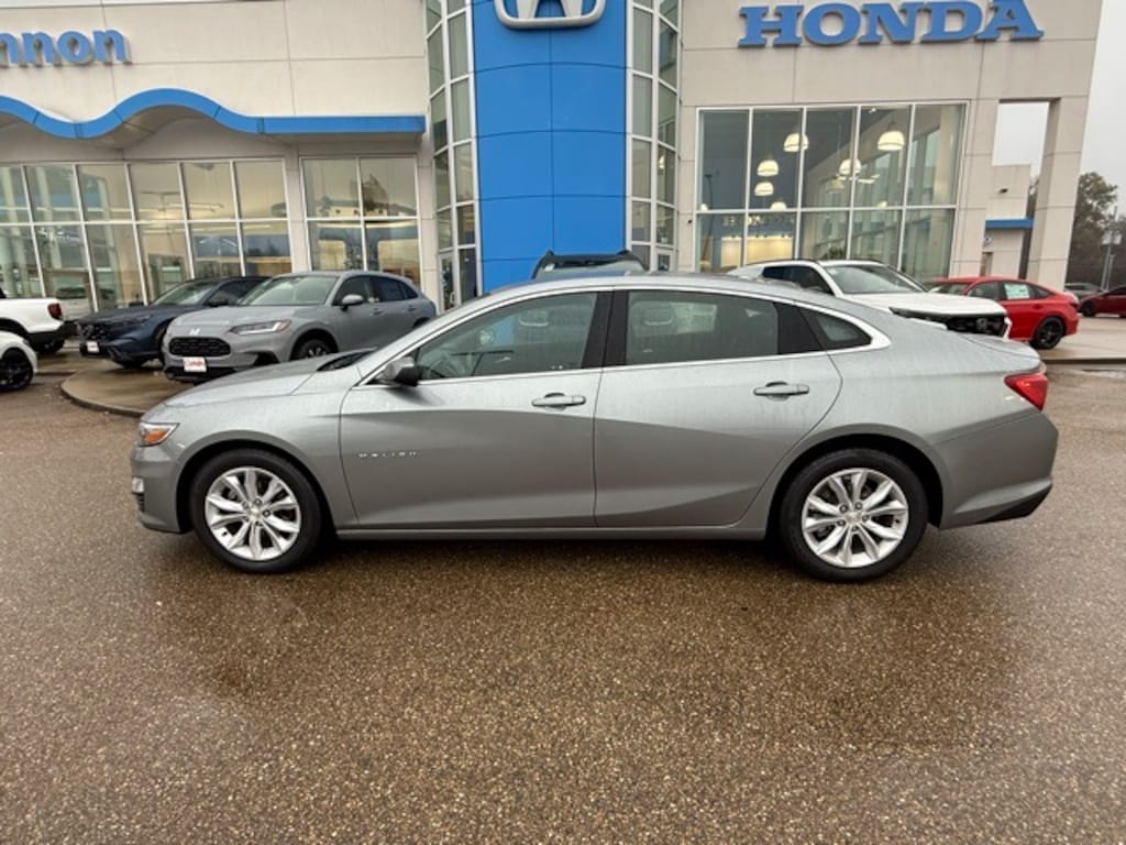 Used 2024 Chevrolet Malibu LT Sedan