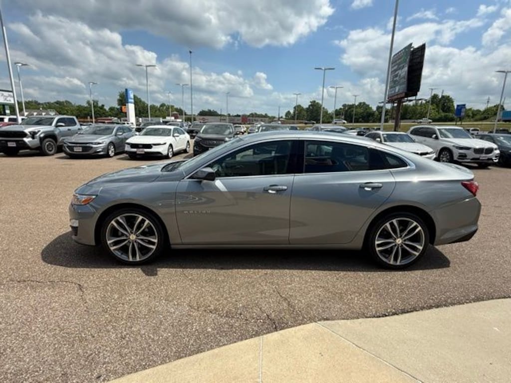 Used 2024 Chevrolet Malibu LT Sedan