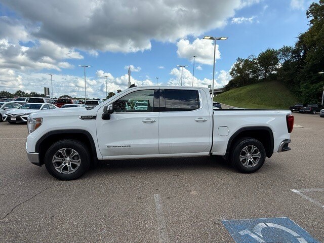 2019 Gmc Sierra 1500 SLE photo 2