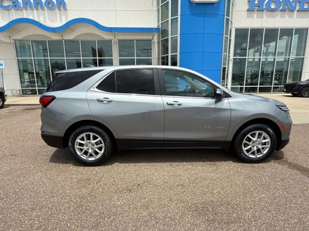 Used 2024 Chevrolet Equinox LT SUV