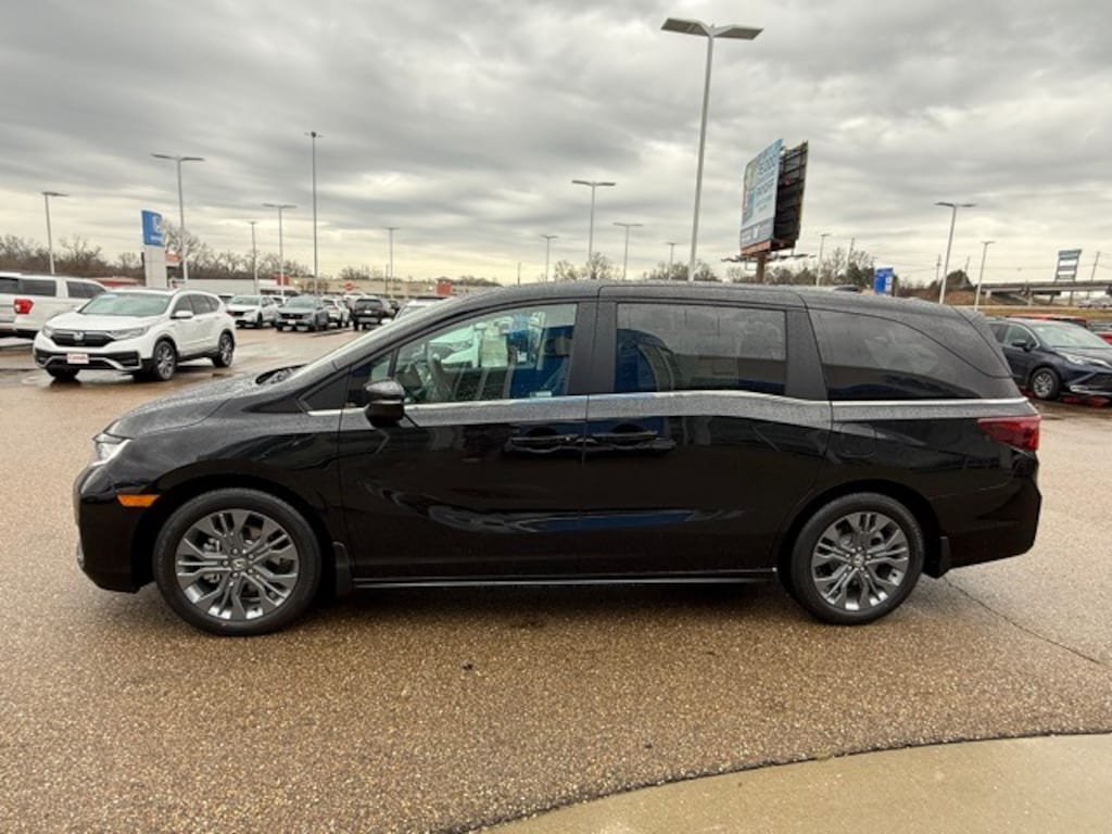 New 2026 Honda Odyssey Touring Minivan/Van