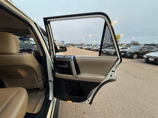 2018 Toyota 4Runner Limited - Photo 34