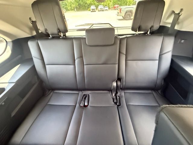 2024 Toyota Sequoia SR5 - Photo 35