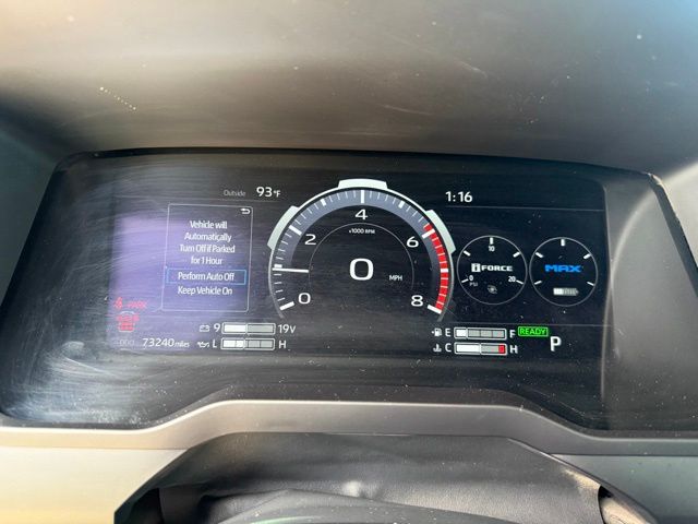 2024 Toyota Sequoia SR5 - Photo 17