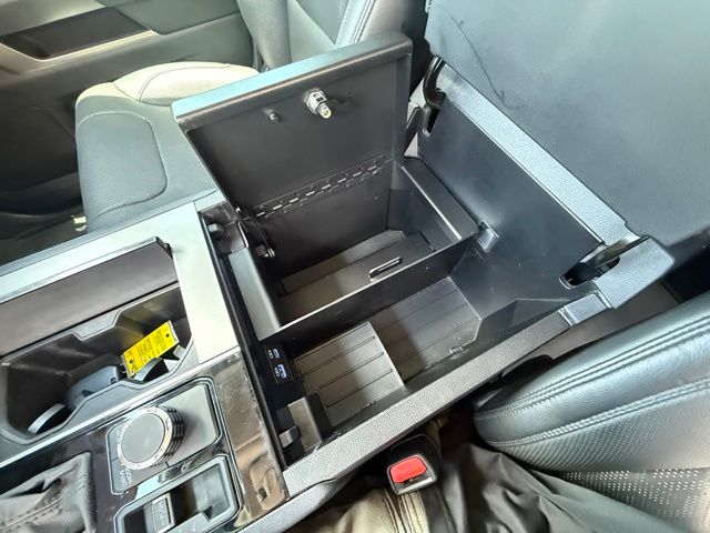 2024 Toyota Sequoia SR5 - Photo 31