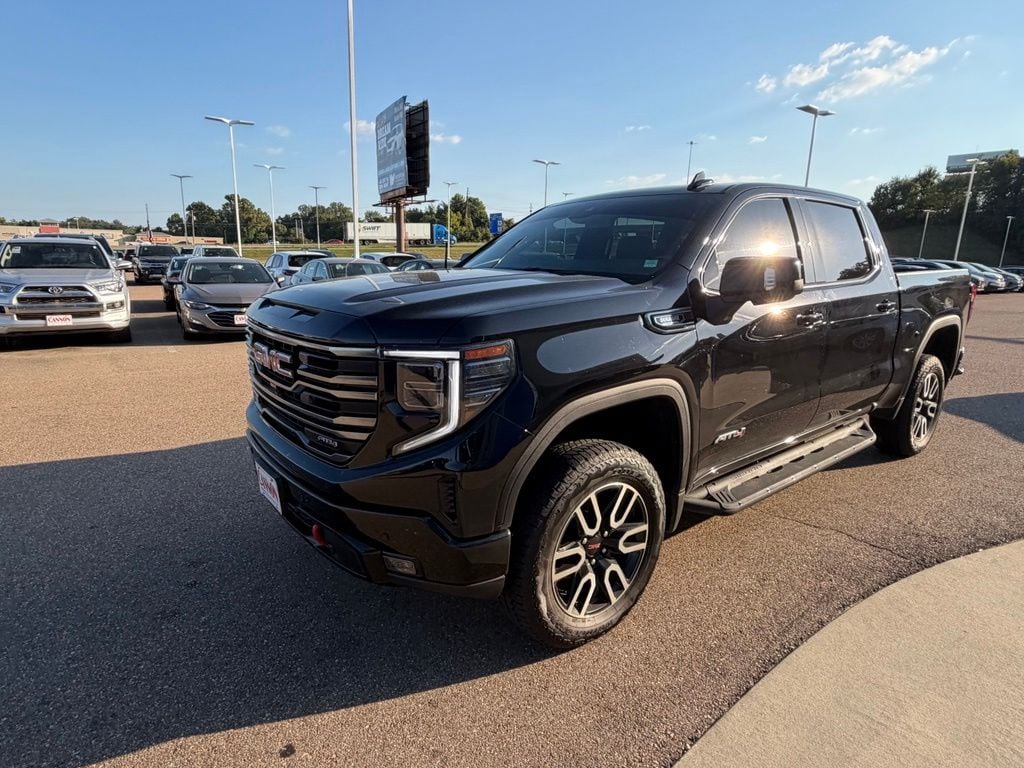 Used 2025 GMC Sierra 1500 AT4 Truck