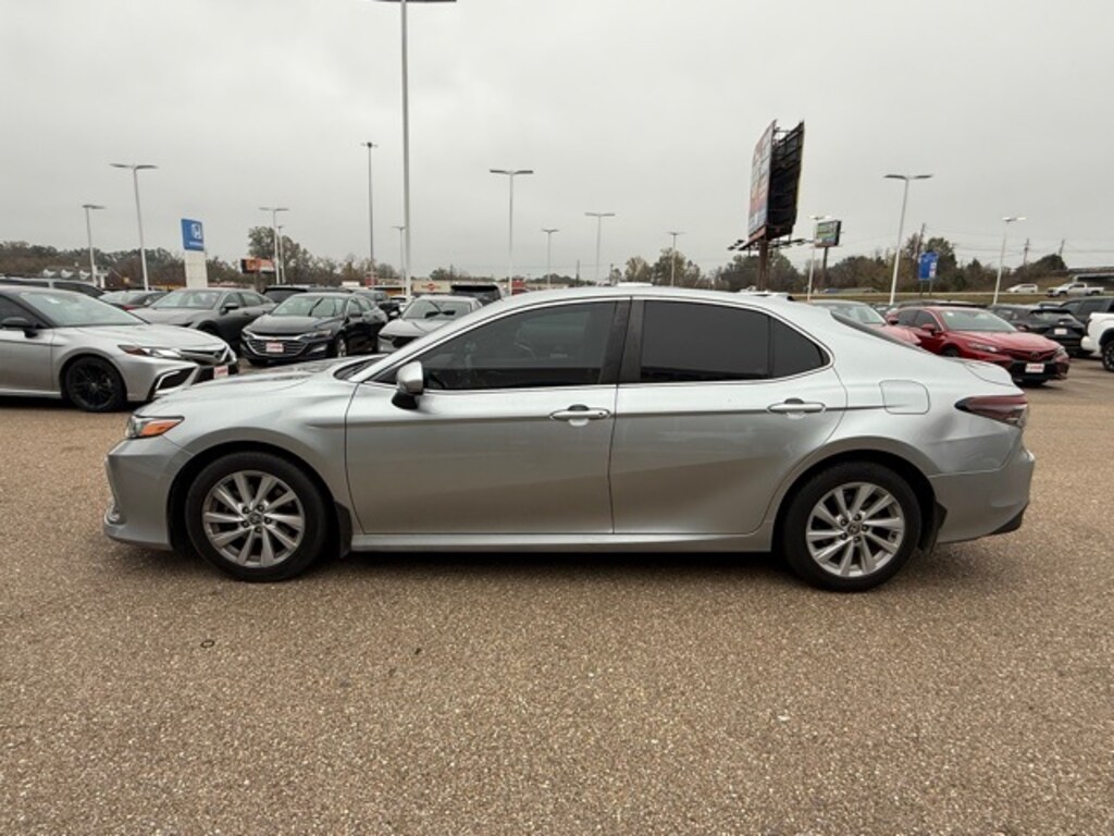 Used 2022 Toyota Camry LE Sedan