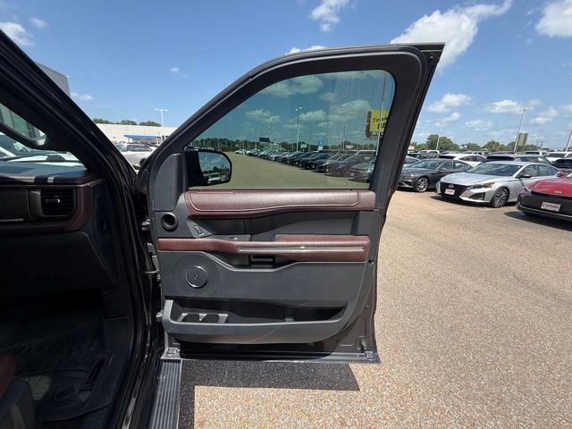 2022 Ford Expedition Limited - Photo 37