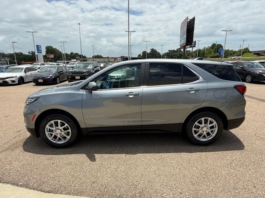 Used 2024 Chevrolet Equinox LT SUV