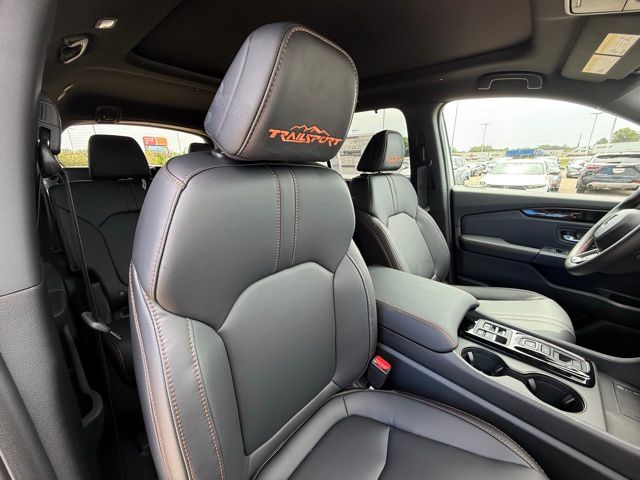 2025 Honda Pilot TrailSport - Photo 41