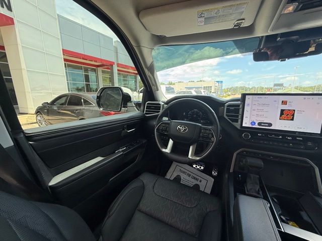 2024 Toyota Sequoia SR5 - Photo 37