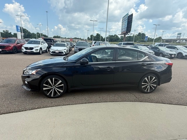 Used 2021 Nissan Altima SR with VIN 1N4BL4CV2MN401918 for sale in Vicksburg, MS