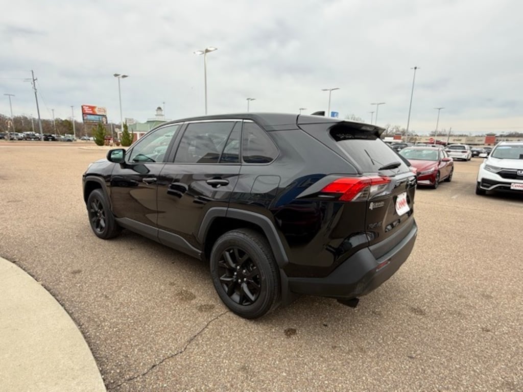 Used 2024 Toyota RAV4 LE SUV