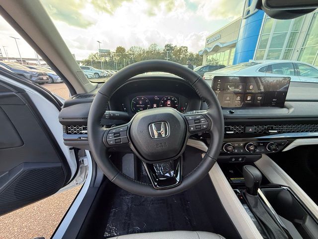 2025 Honda Accord Hybrid EX-L - Photo 12