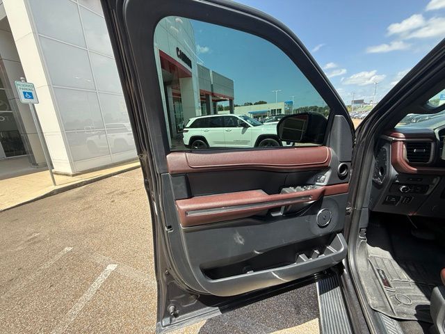 2022 Ford Expedition Limited - Photo 14
