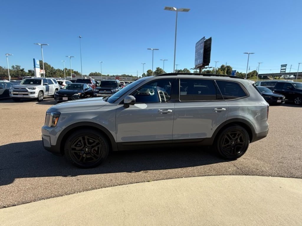 Used 2024 Kia Telluride EX X-Line SUV