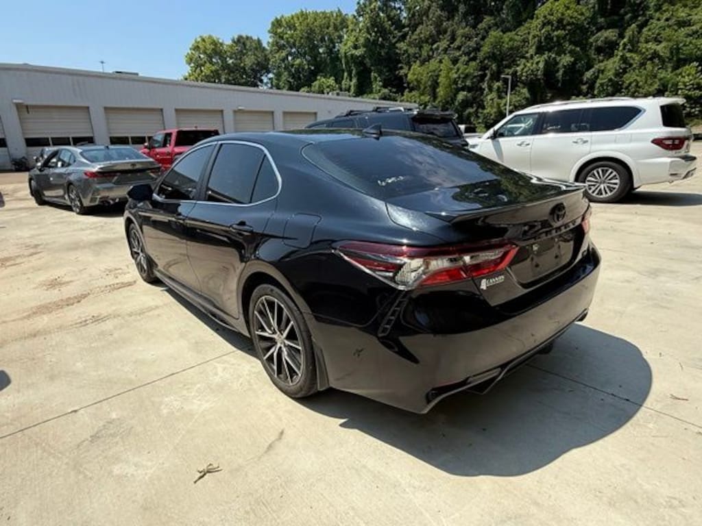 Used 2024 Toyota Camry SE Sedan