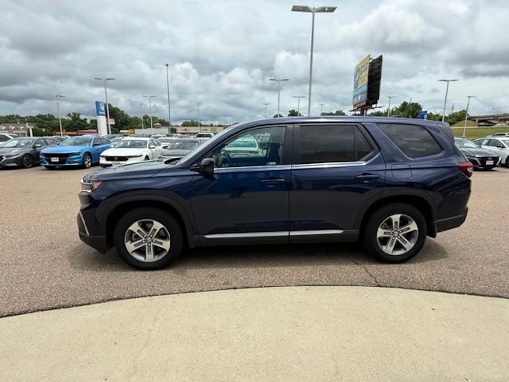 Used 2025 Honda Pilot EX-L SUV