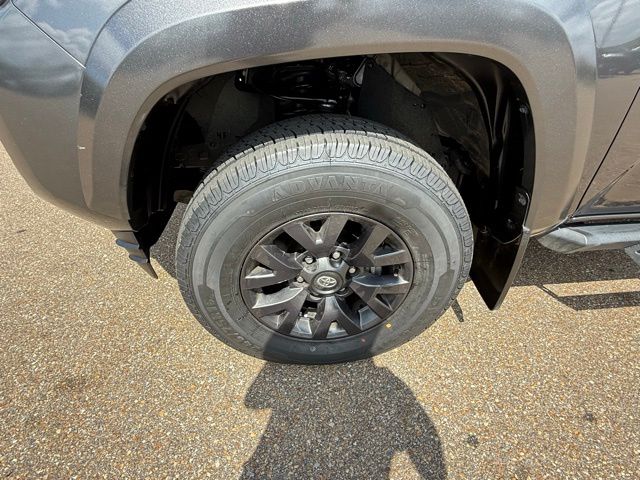 2023 Toyota Tacoma SR5 - Photo 9