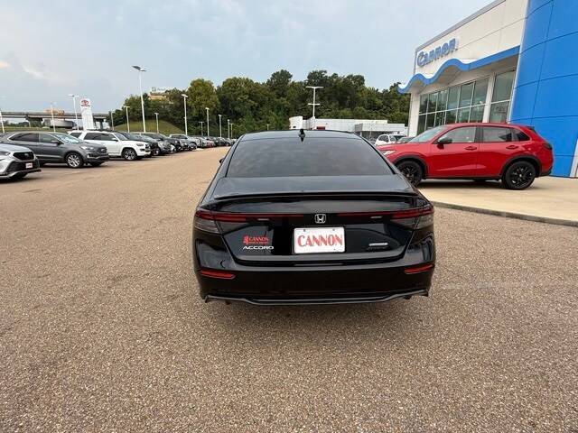 2024 Honda Accord Hybrid Sport-L photo 3