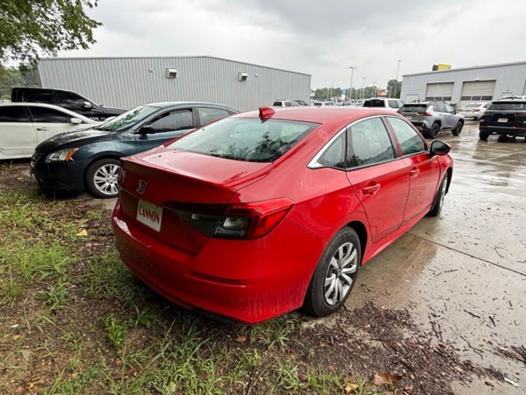Used 2022 Honda Civic LX Sedan
