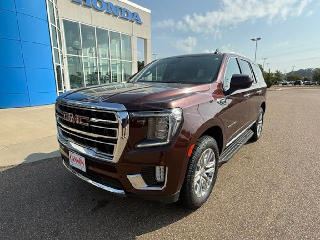 Used 2023 GMC Yukon SLT SUV