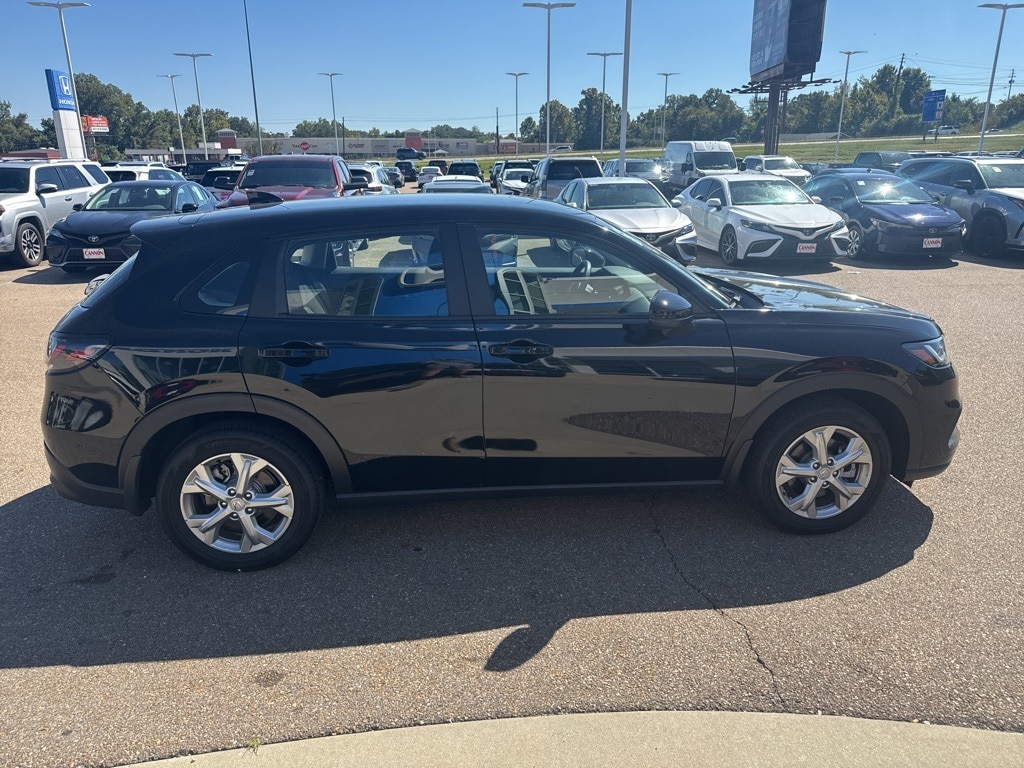 Used 2025 Honda HR-V LX SUV