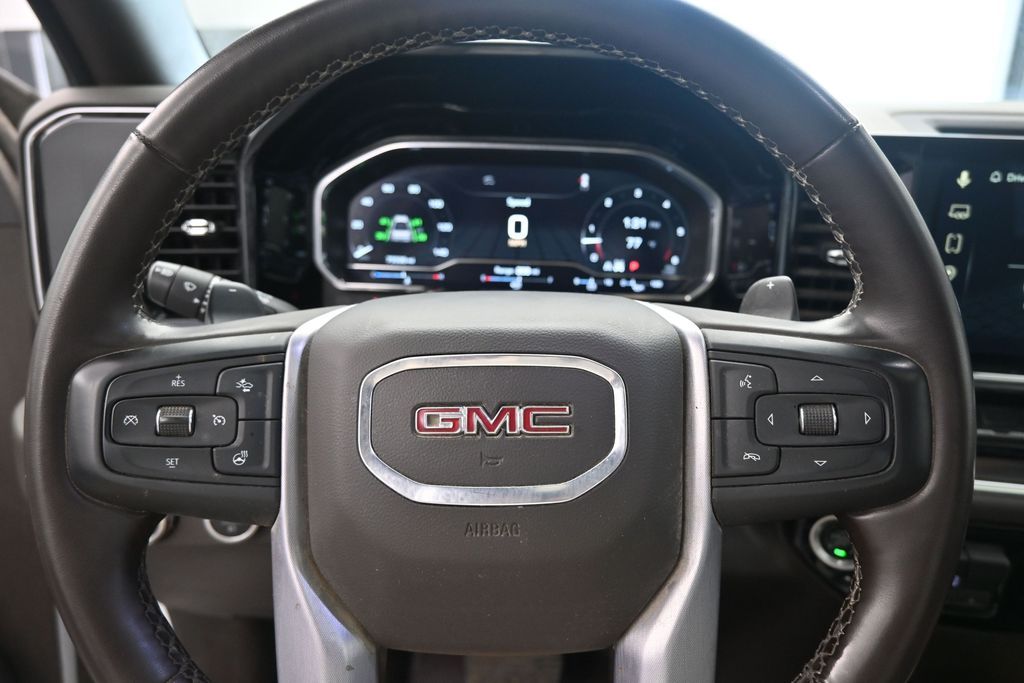 2025 GMC Sierra 1500 SLT - Photo 17