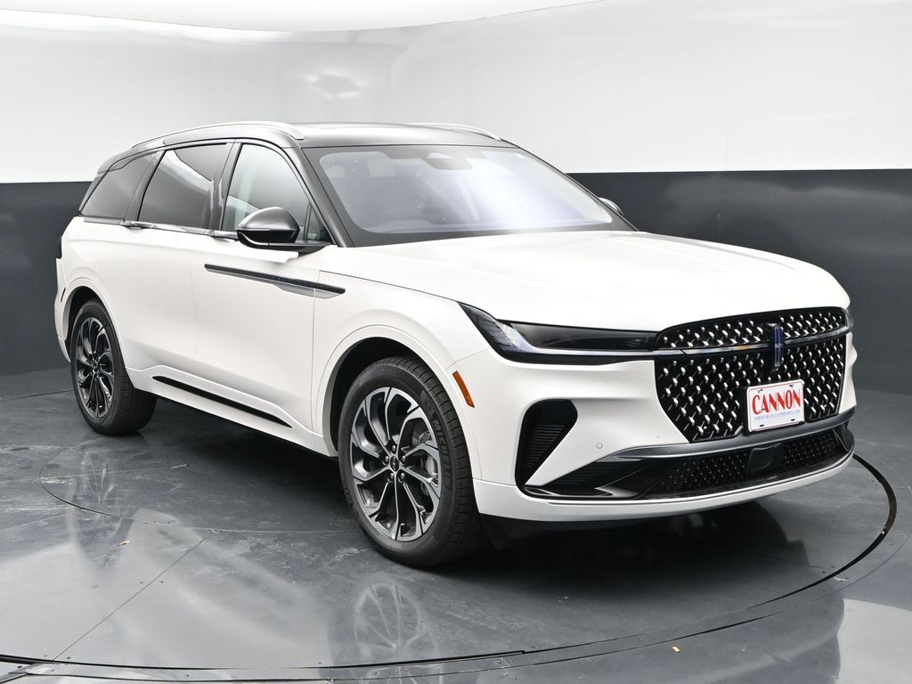2026 Lincoln Nautilus Reserve AWD's photo