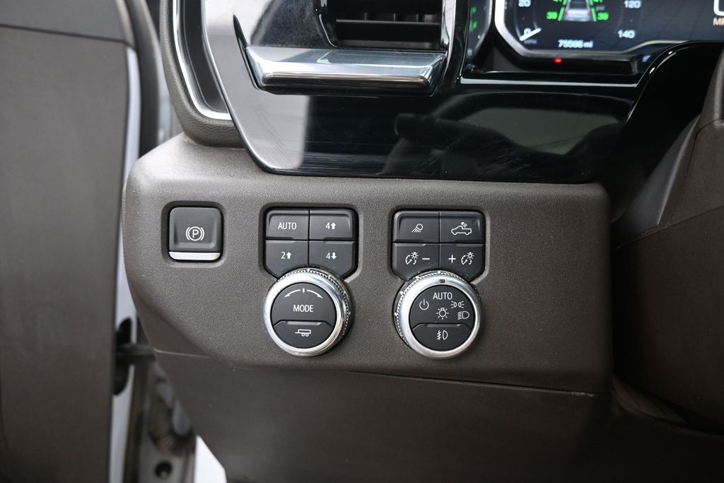 2025 GMC Sierra 1500 SLT - Photo 18