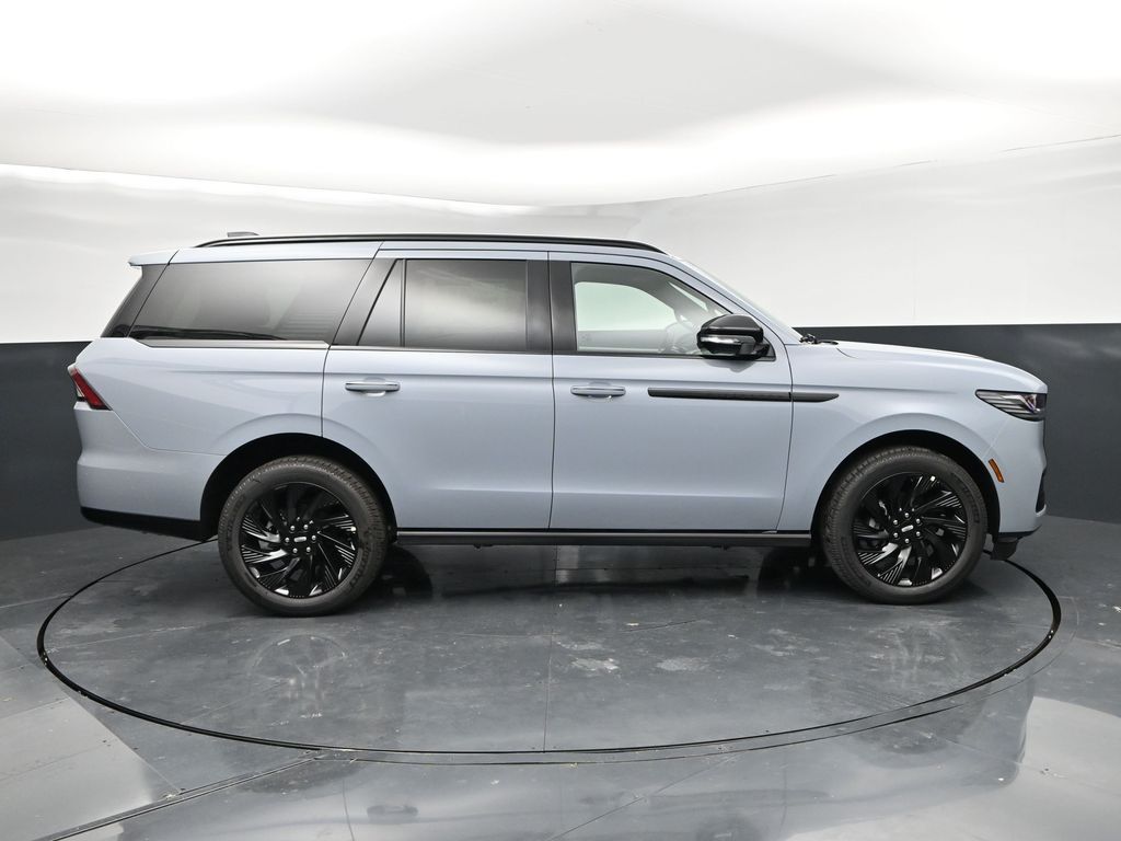 2027 Lincoln Navigator Reserve - Photo 8