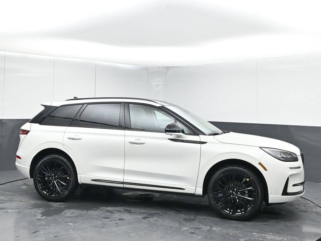 2026 Lincoln Corsair Premiere's photo