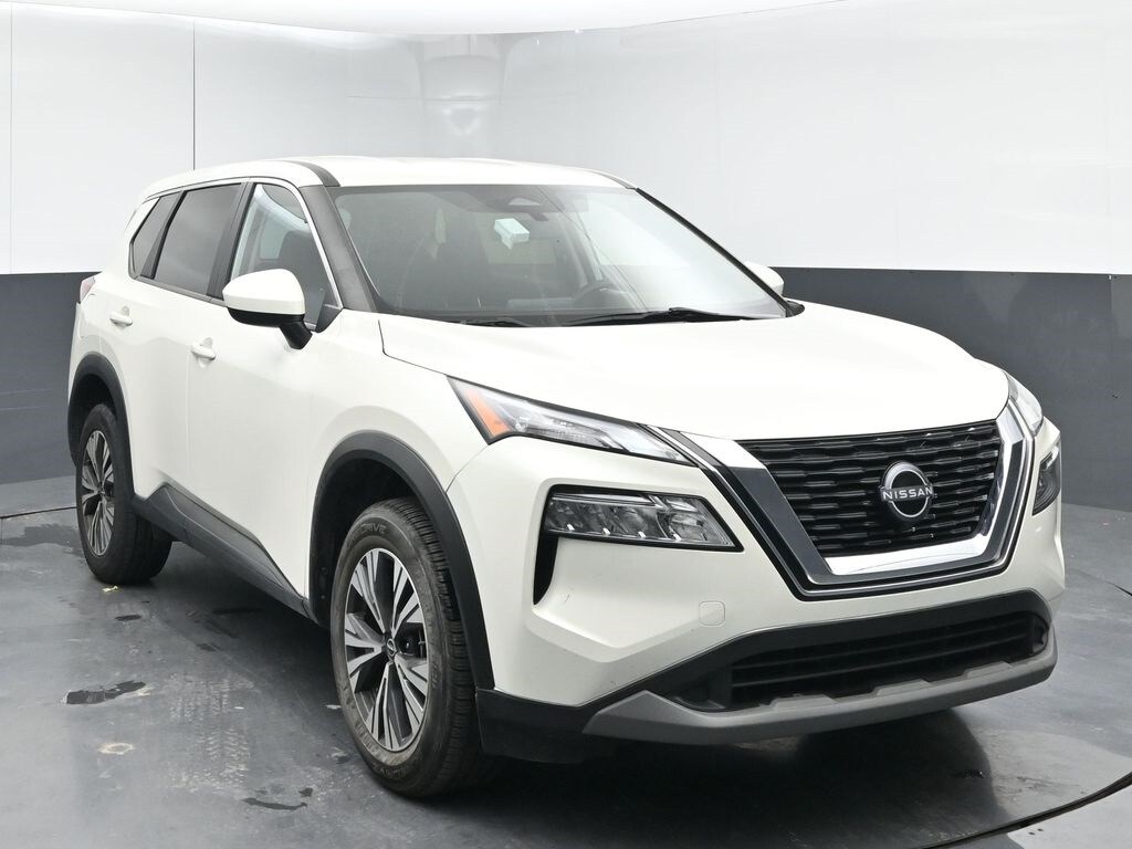 2023 Nissan Rogue SV photo 2