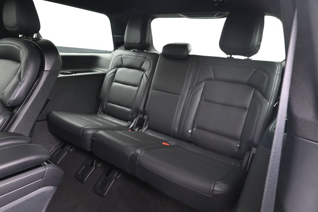 2027 Lincoln Navigator Reserve - Photo 10