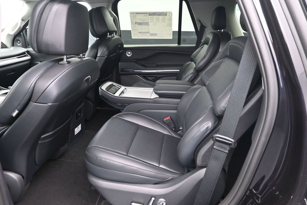 2027 Lincoln Navigator Reserve - Photo 11