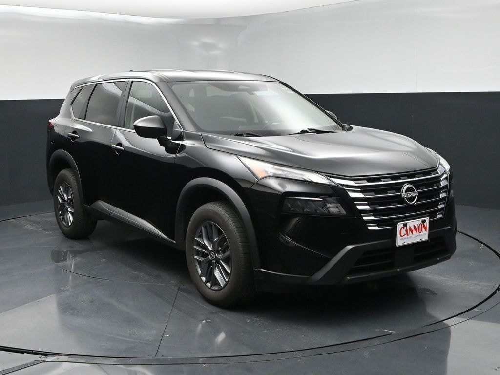 Used 2024 Nissan Rogue S SUV
