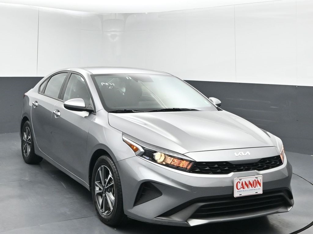 Used 2023 Kia Forte LXS Sedan